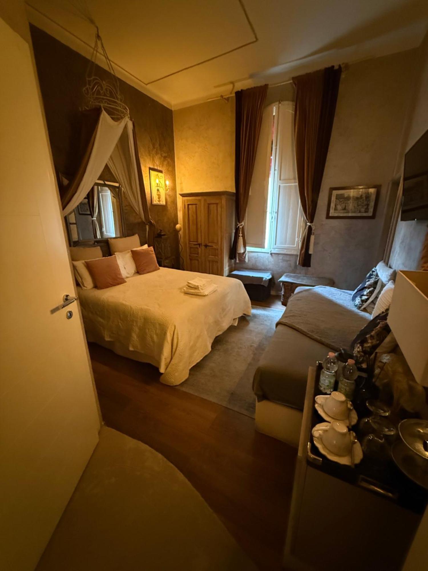 Les Chambres De Amelie B&B Болонья Экстерьер фото