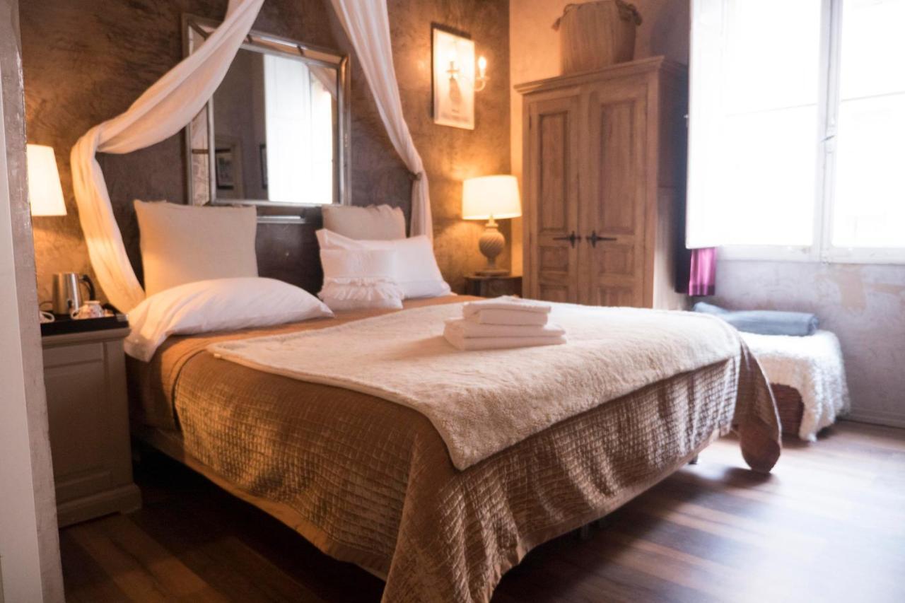 Les Chambres De Amelie B&B Болонья Экстерьер фото